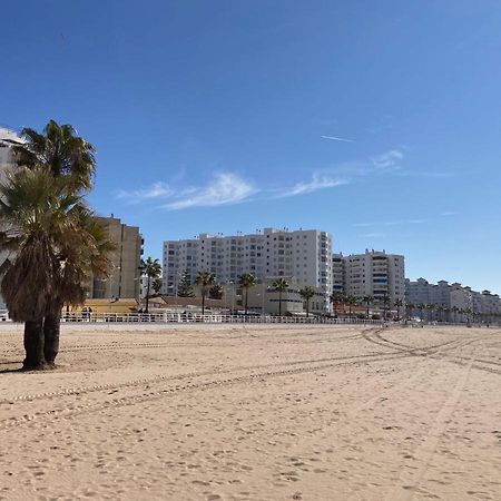 Atico Valdelagrana Playa - Aire Acondicionado Y Piscina Apartman El Puerto de Santa María Kültér fotó