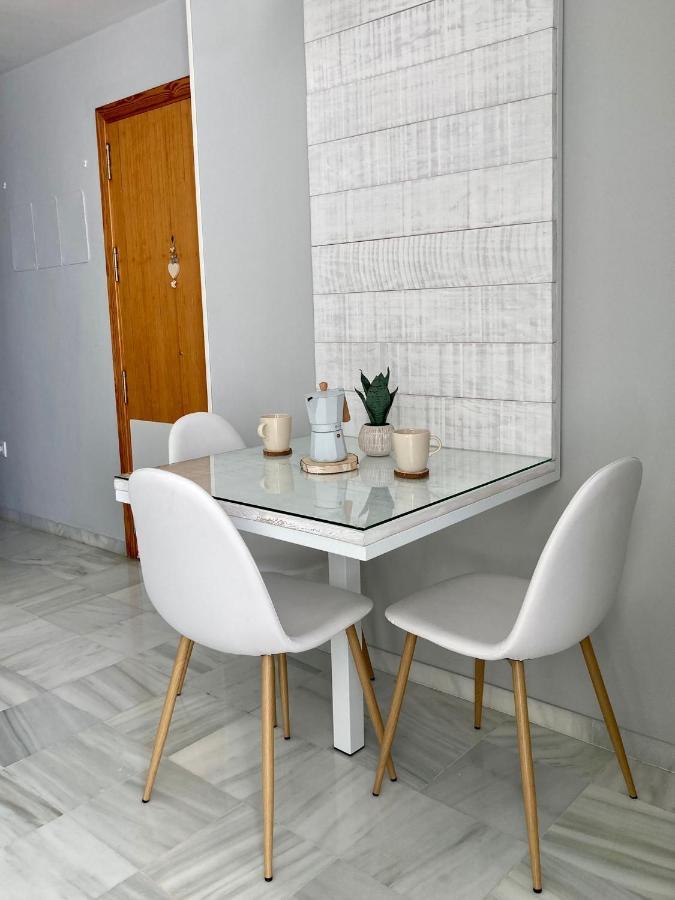 Atico Valdelagrana Playa - Aire Acondicionado Y Piscina Apartman El Puerto de Santa María Kültér fotó